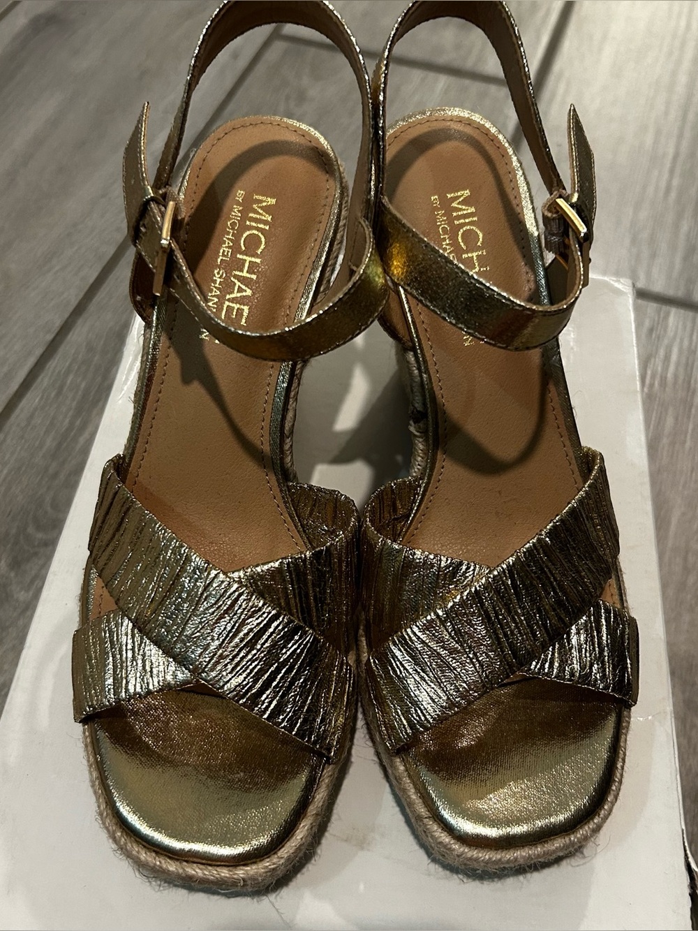 MICHAEL SHANNON Gold Metallic Wedge Sandals Size 7